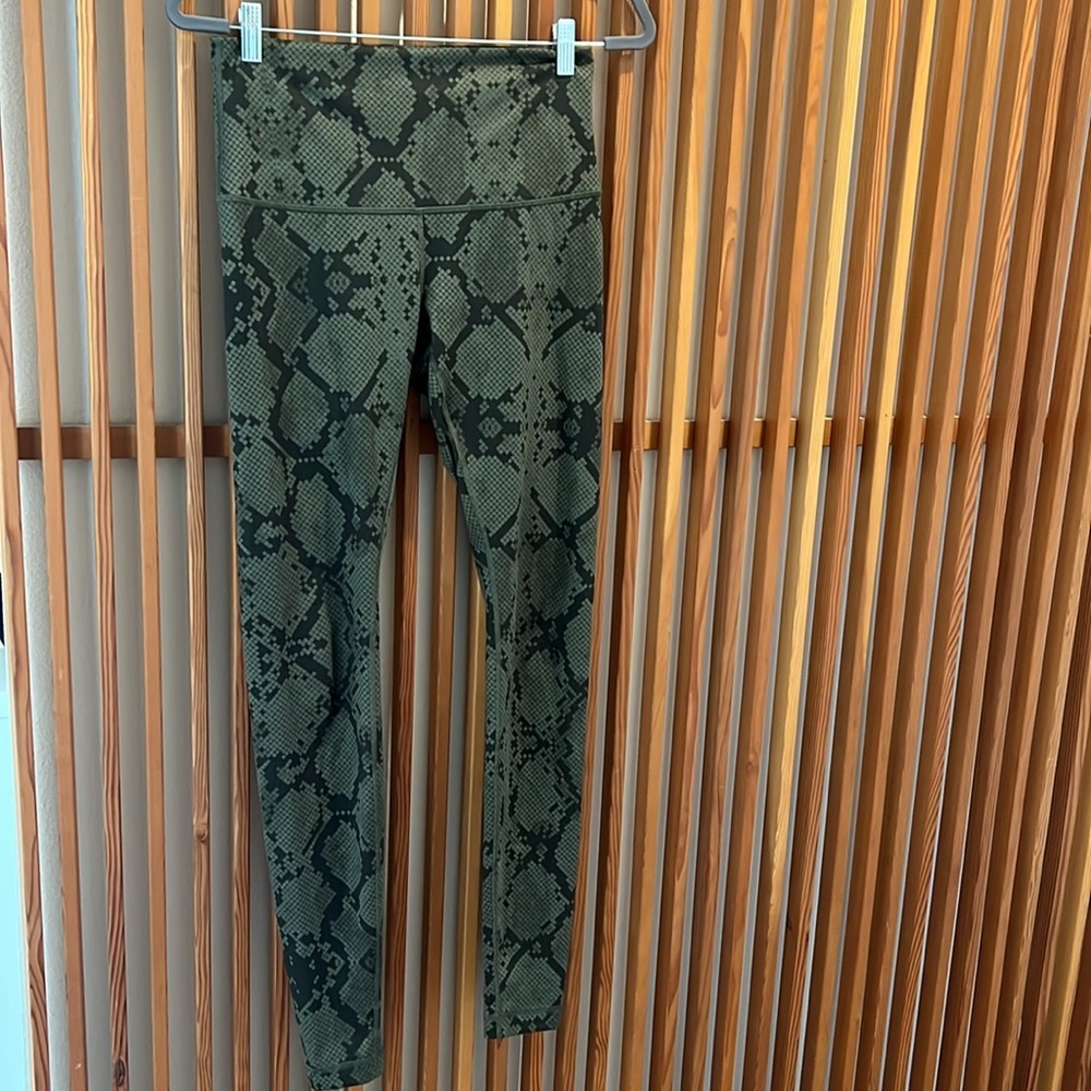 Lululemon Wunder Under Hi-Rise Pant ZiggySnakeGrn